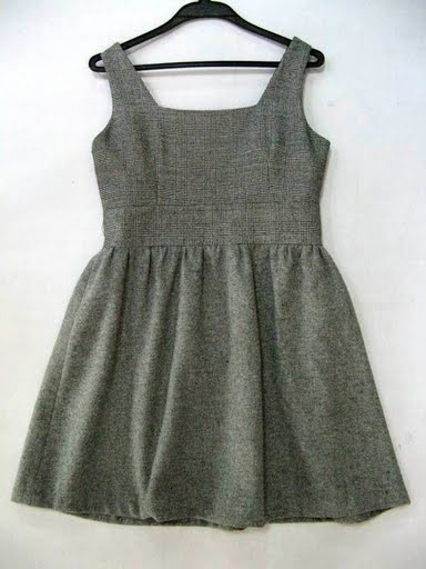 90806C-21 GUCCI GREY WOOL DRESS SIZE 2 4 6(BACK) PRICE USD 46[2]