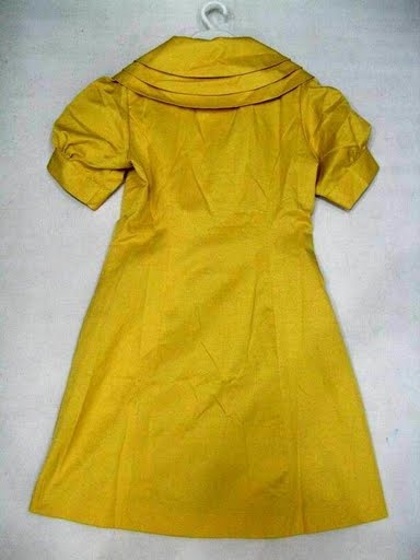 90715C-45 MIUMIU YELLOW COTTON DUSTCOAT SIZE 2 4 6(BACK) PRICE U