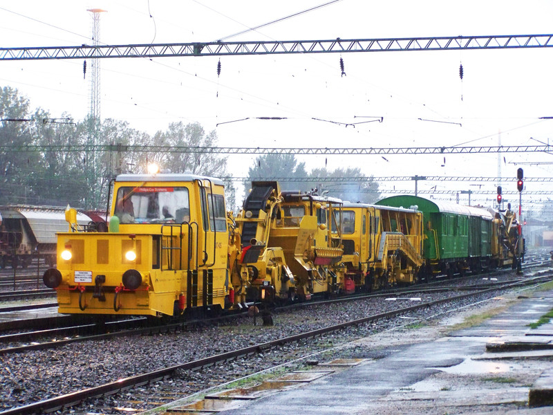 AKT - 435 + ARG - 308 + AG - 863 Dombóvár (2010.09.17).