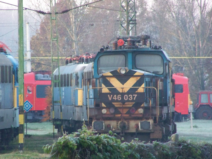 V46 - 037 Dombóvár (2010.10.27).