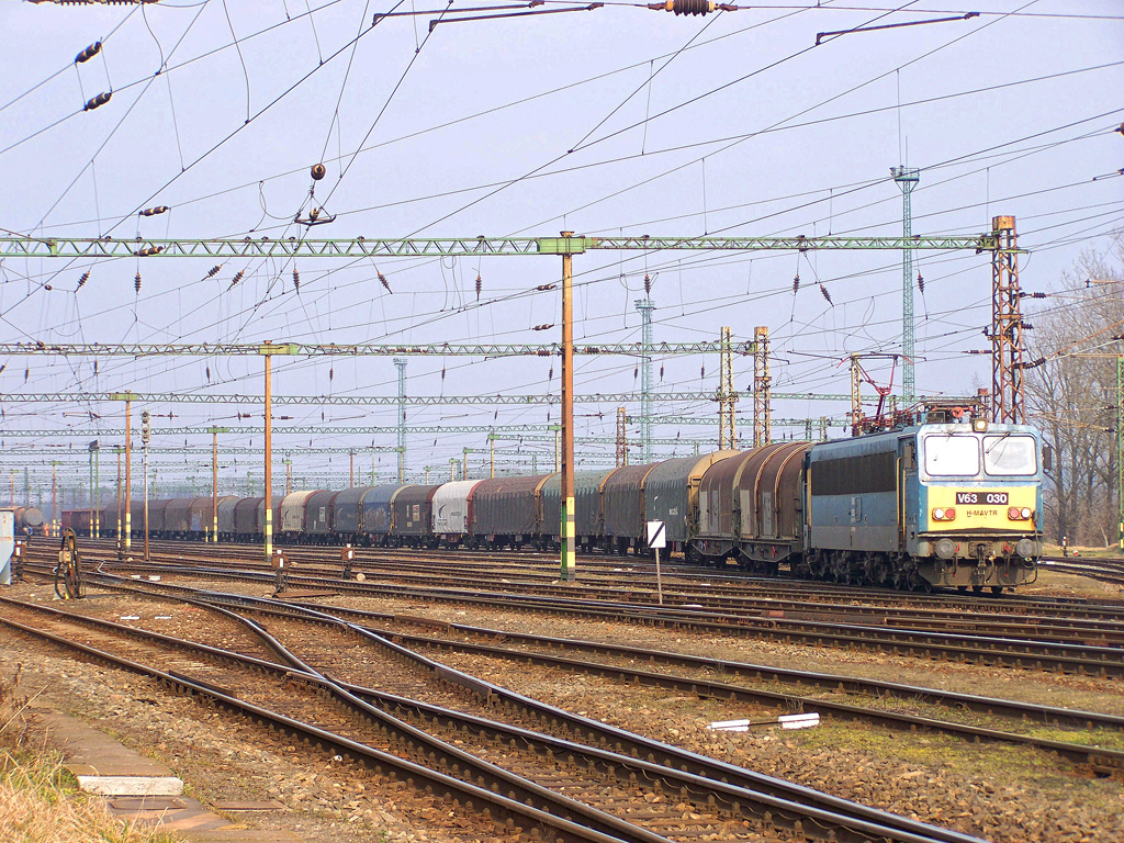 V63 - 030 Dombóvár (2011.02.28).