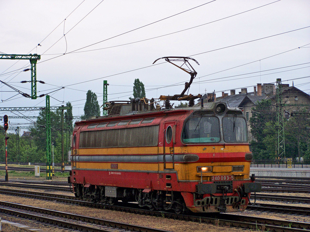 240 093 - 5 Kelenföld (2011.05.01)09