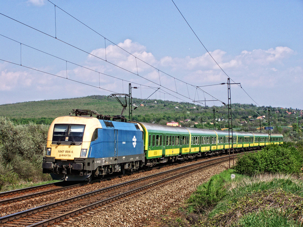 1047 004 - 5 Biatorbágy (2011.04.23)