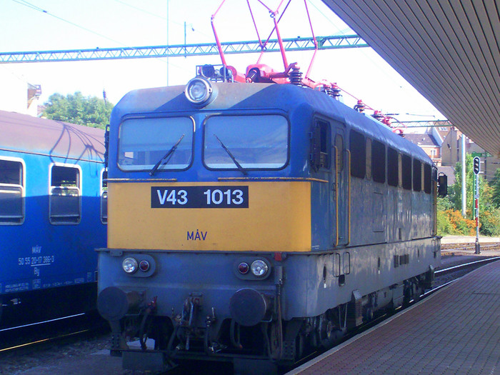 V43 - 1013 BP Déli. (2007.07.28.)