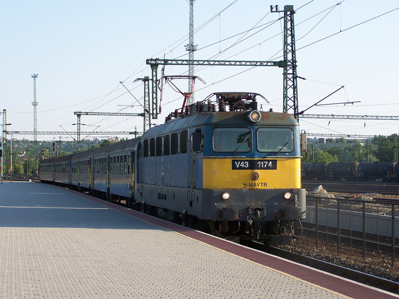 V43 - 1174 BP Kelenföld (2009.07.14)