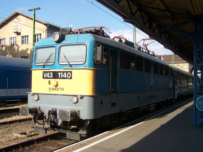 V43 - 1140 BP Keleti (2009.08.18)