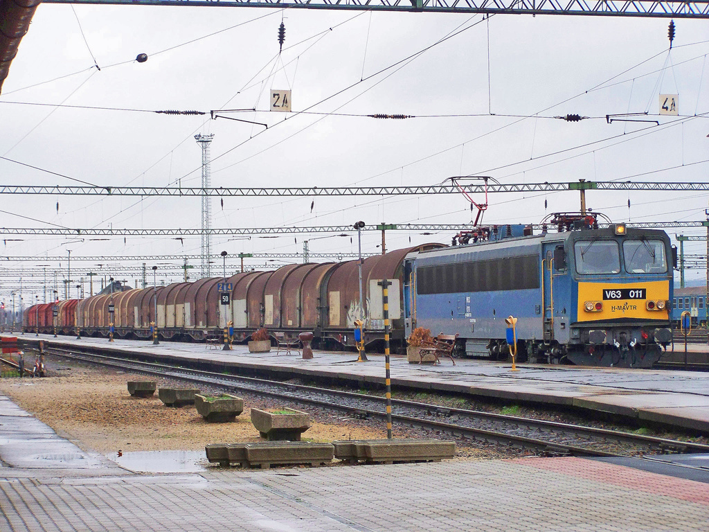 V63 - 011 Dombóvár (2009.12.09)01.