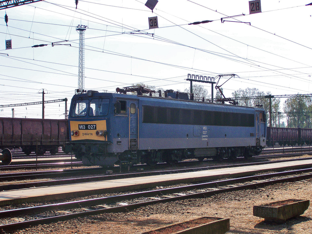 V63 - 027 Dombóvár (2009.10.08)01.