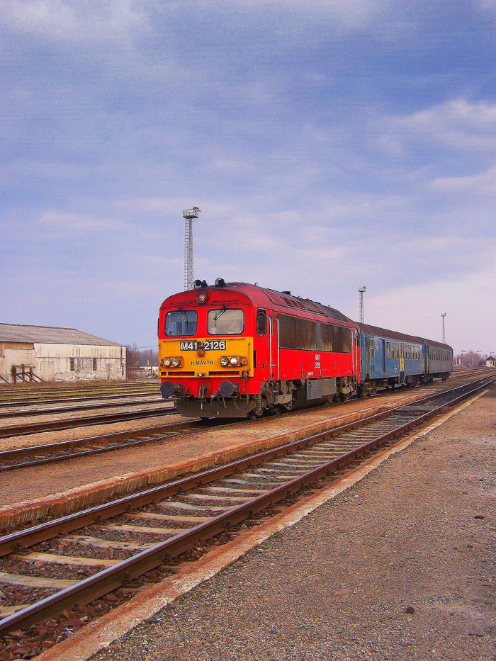 M41 - 2126 Bátaszék (2009.03.01)