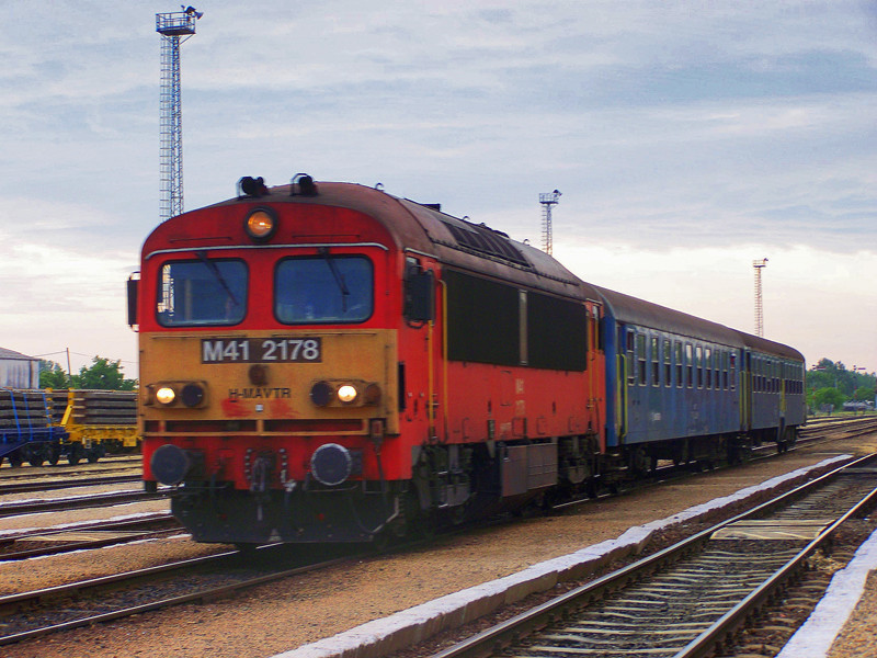 M41 - 2178 Bátaszék (2009.05.30).