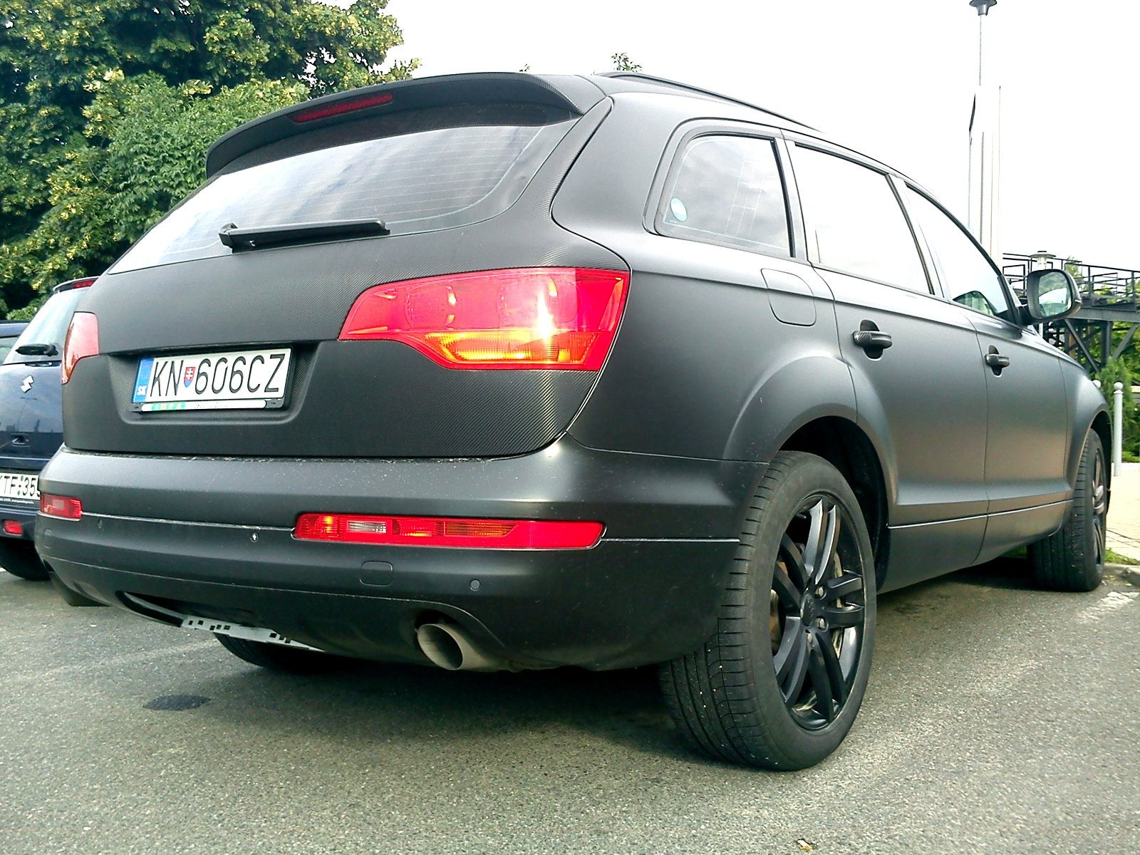 Q7 Carbon