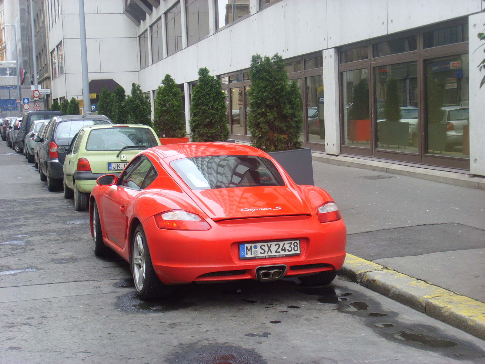 PORSCHE CAYMAN