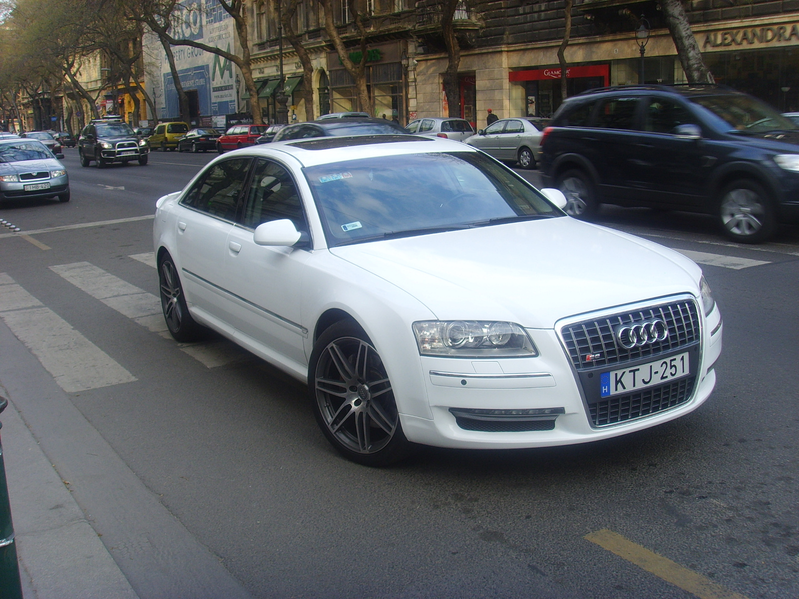 AUDI S8