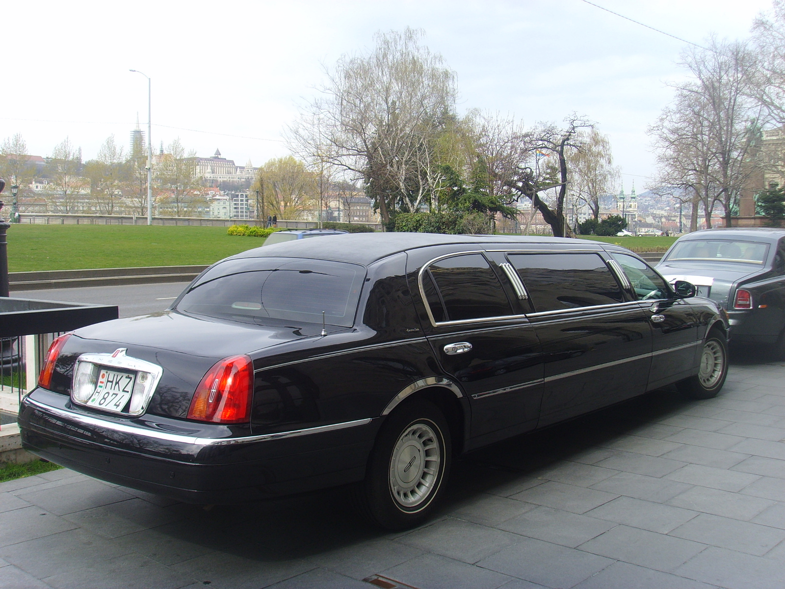 LINCOLN LIMO