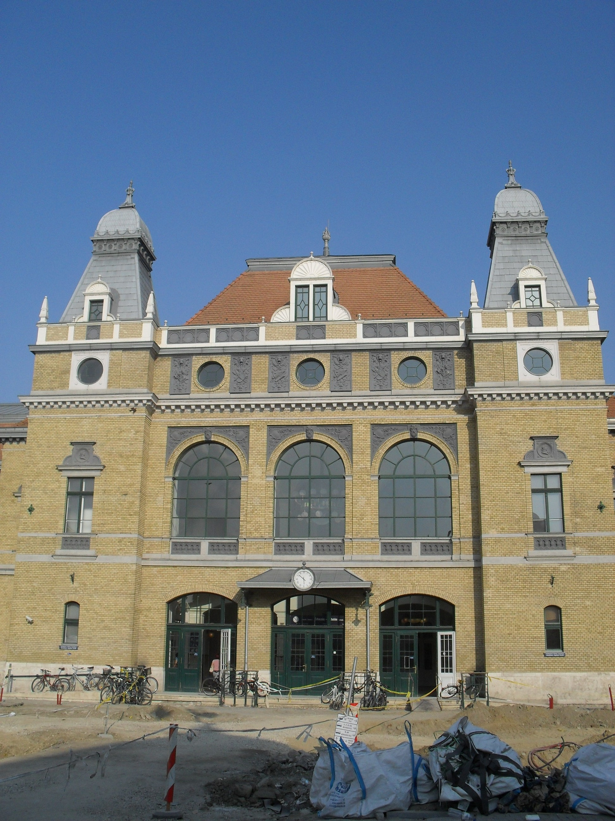 Szeged pu., feltúrva