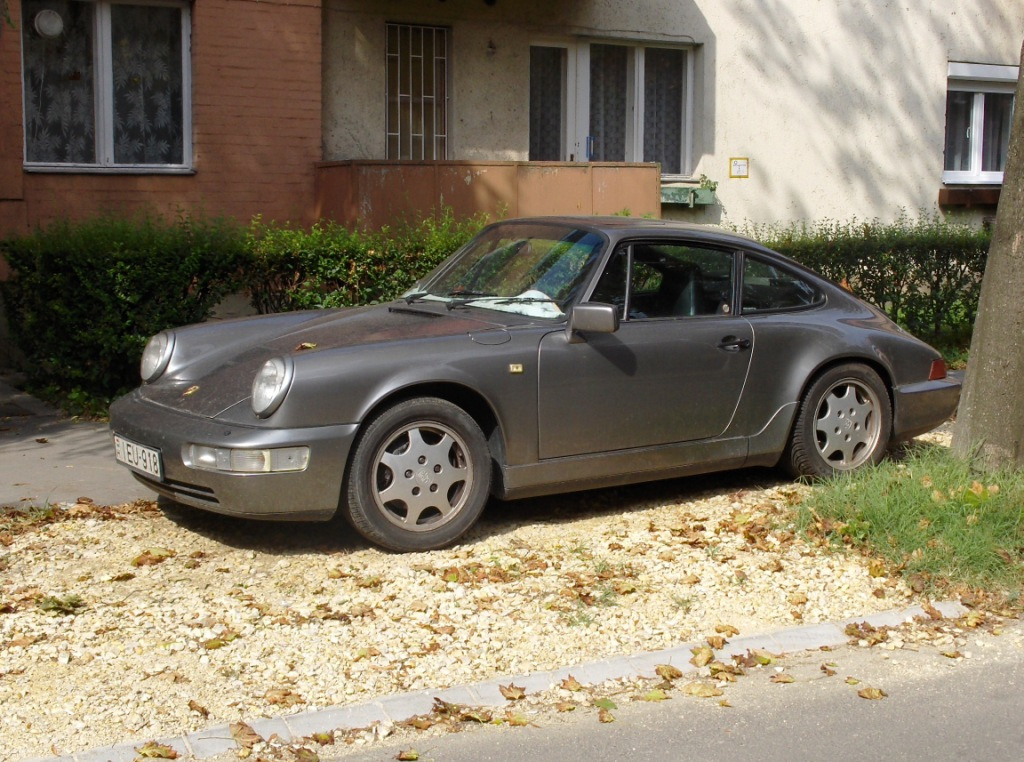 Porsche 911 Carrera 4 (964)