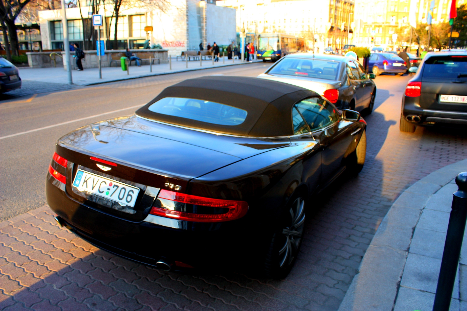 Aston Martin DB9 Volante