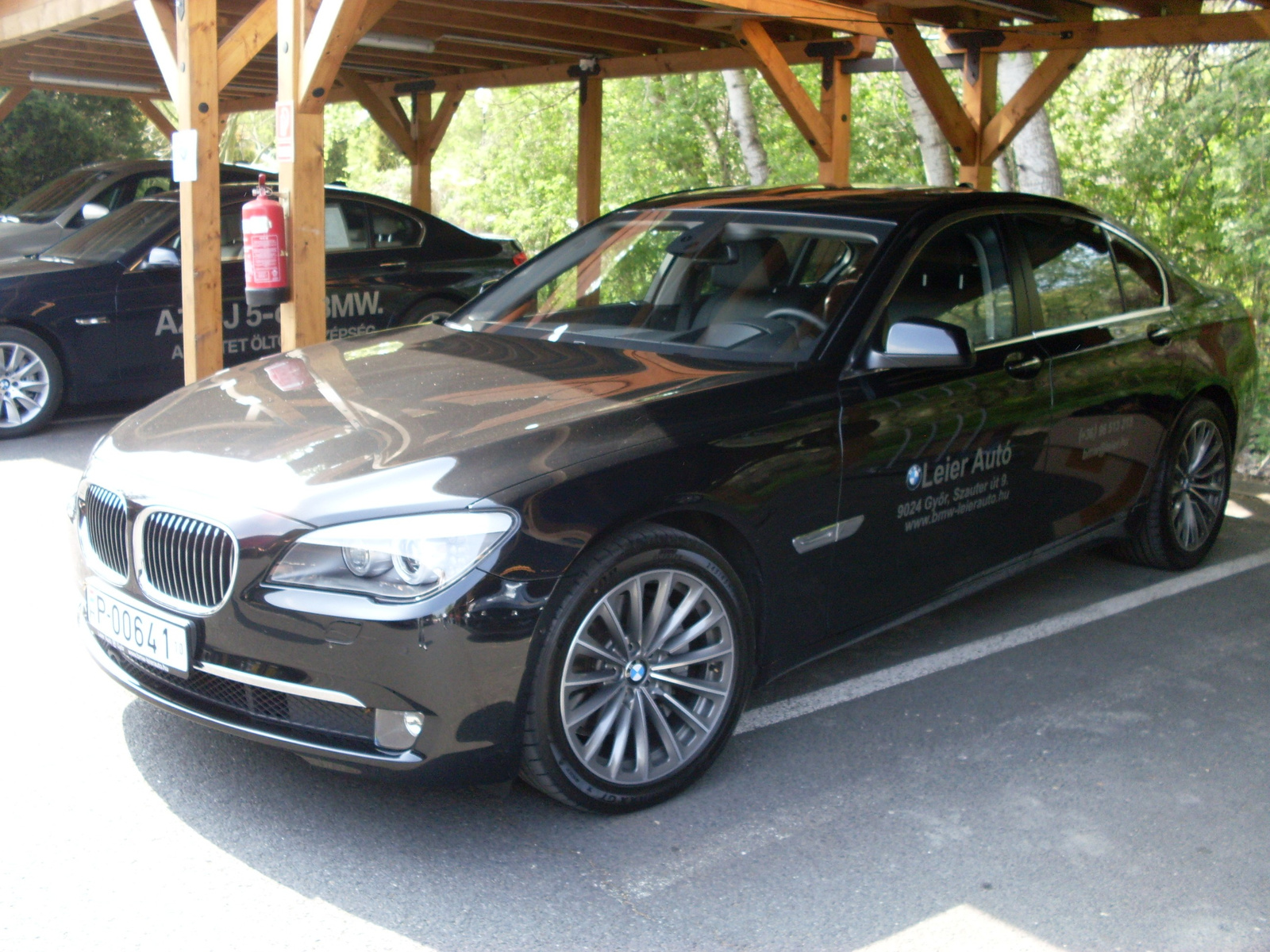 BMW 7-series (f01)