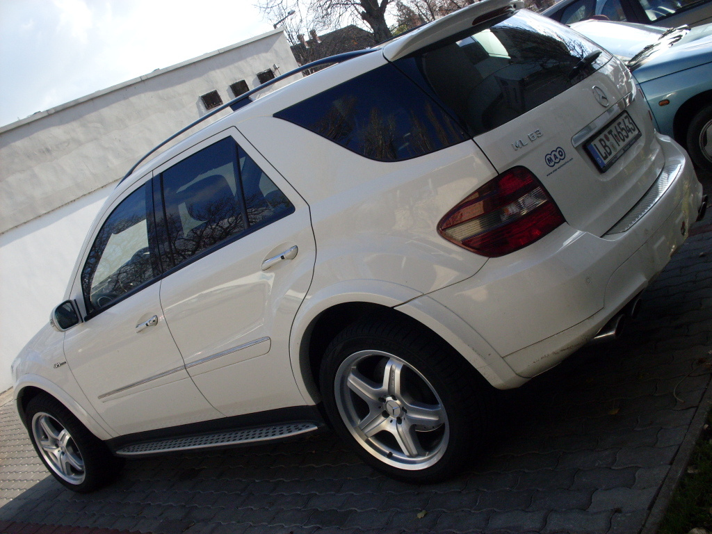 MERCEDES -BENZ ML 6.3 AMG