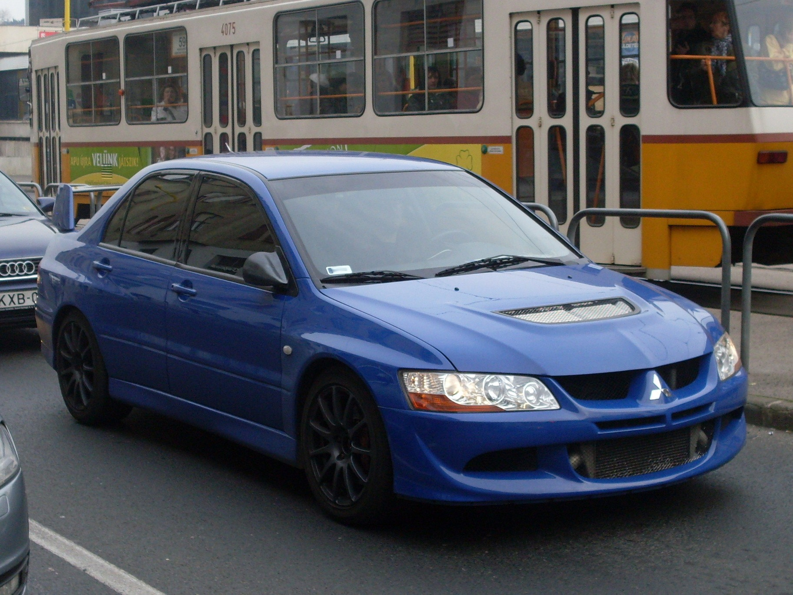 Mitsubishi Lancer EVO8