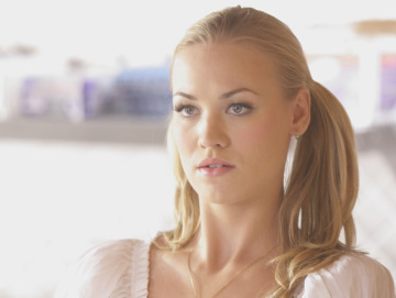 Yvonne Strahovski