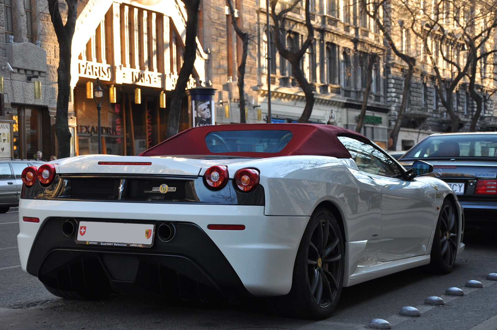 Ferrari Scuderia Spider 16M 027