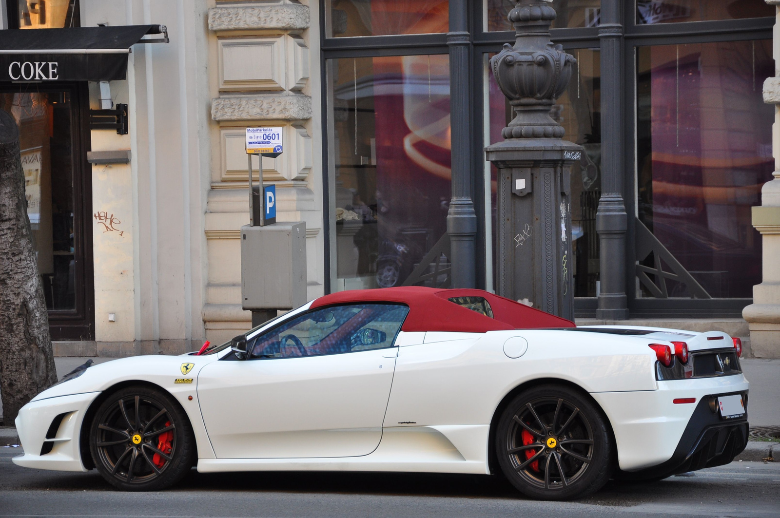 Ferrari Scuderia Spider 16M 028