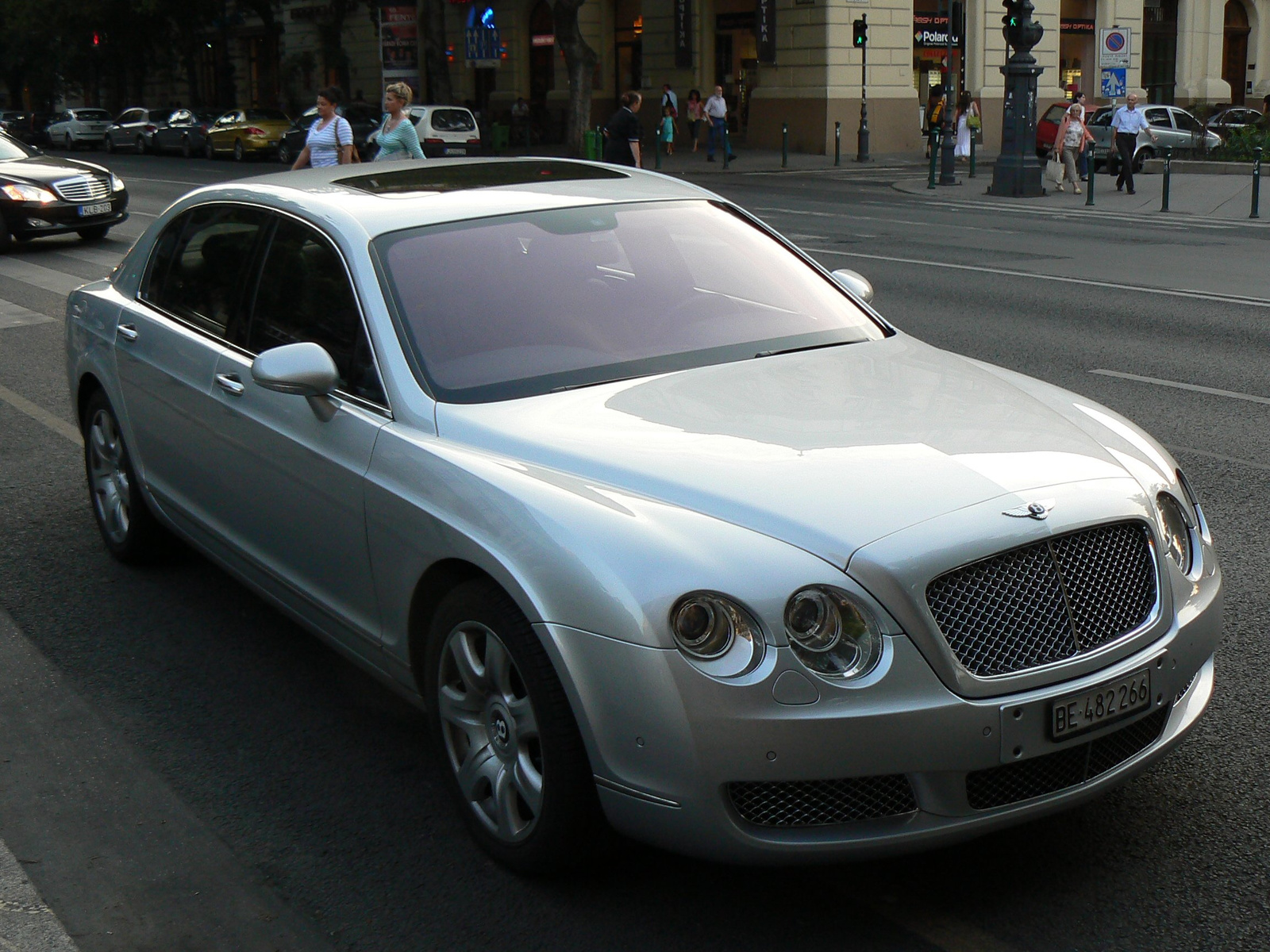 Bentley Continental Flying Spur 014