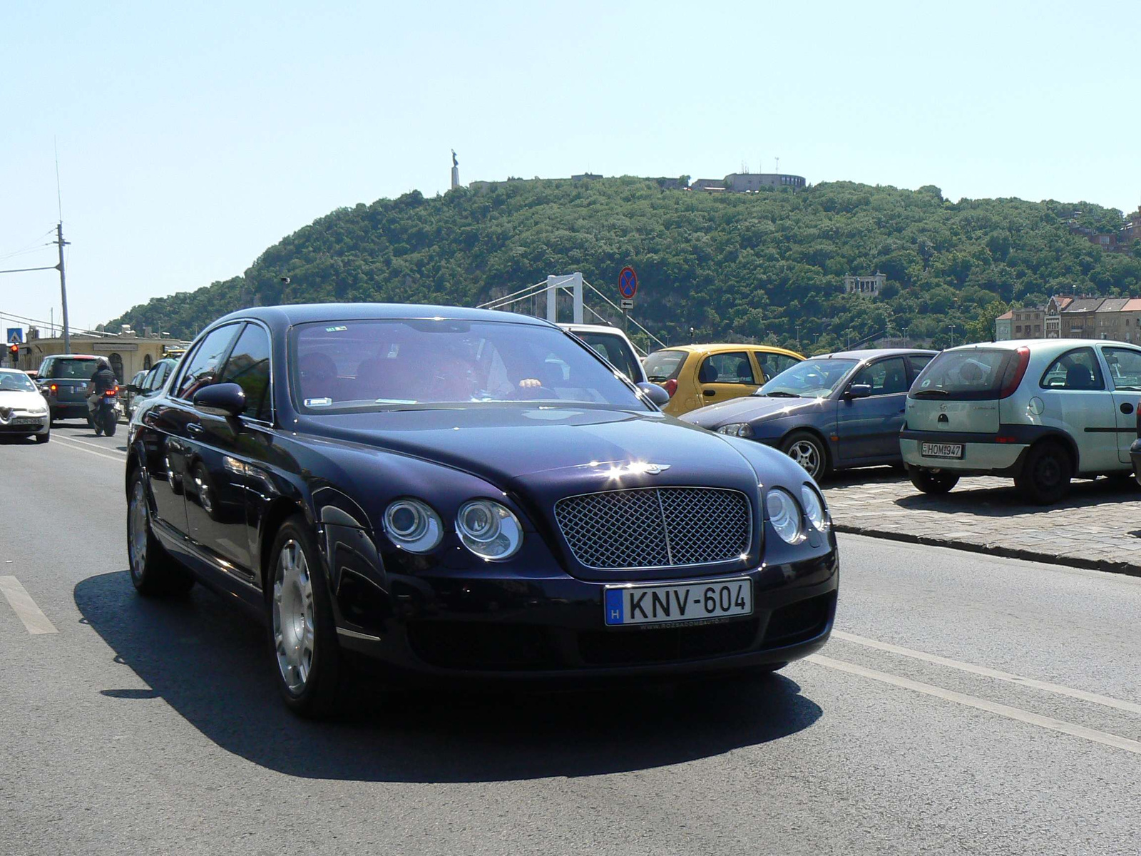 Bentley Continental Flying Spur 050