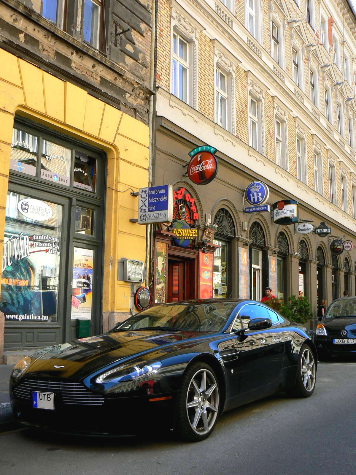 Aston Martin Vantage 044