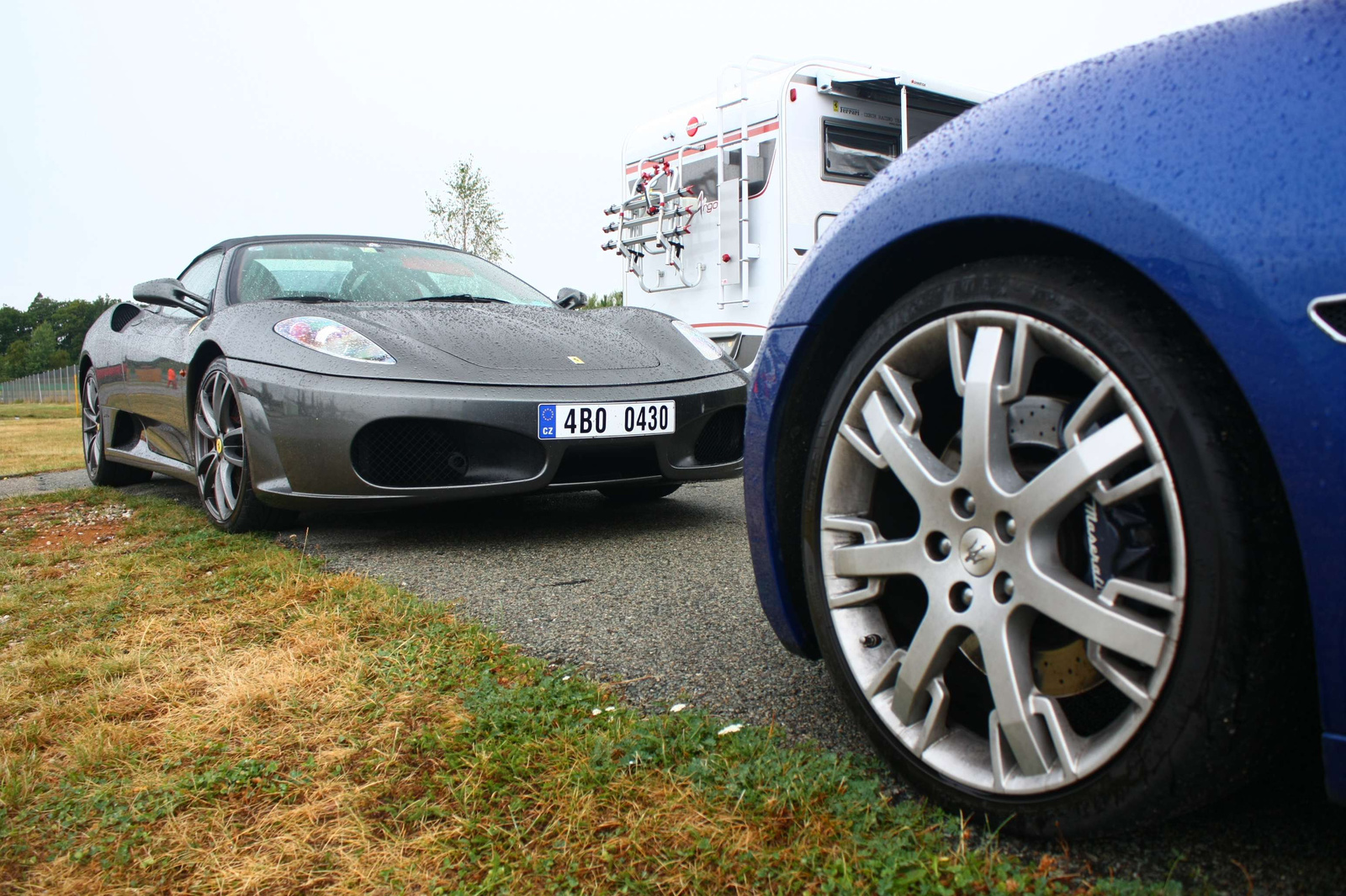 Maserati GranTurismo S &amp; Ferrari F430 Spider