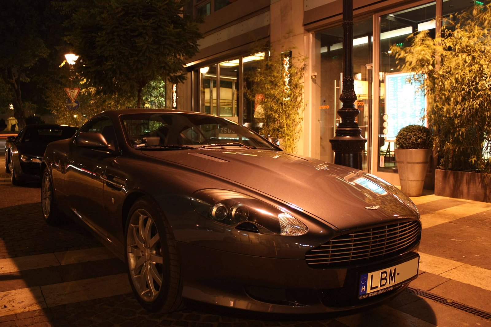 Aston Martin DB9 071