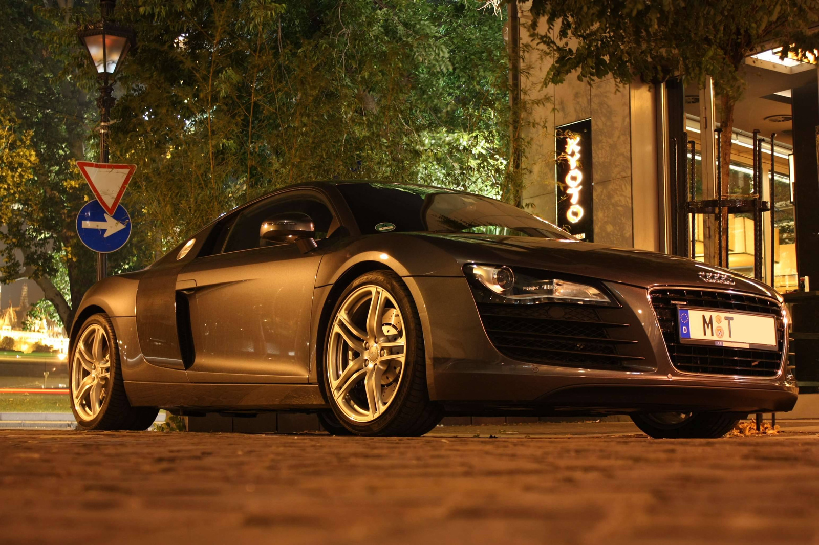 Audi R8 116