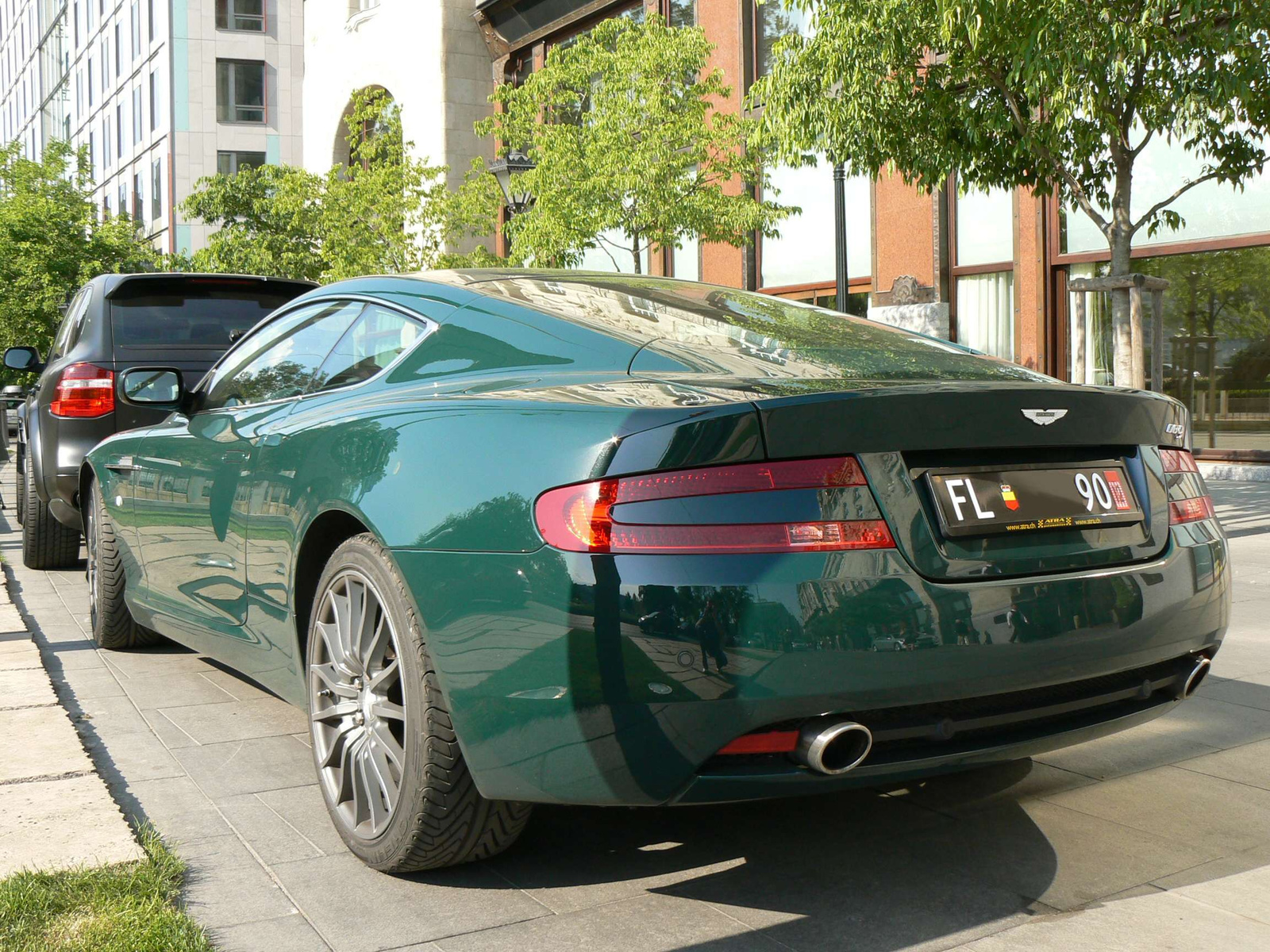 Aston Martin DB9 044