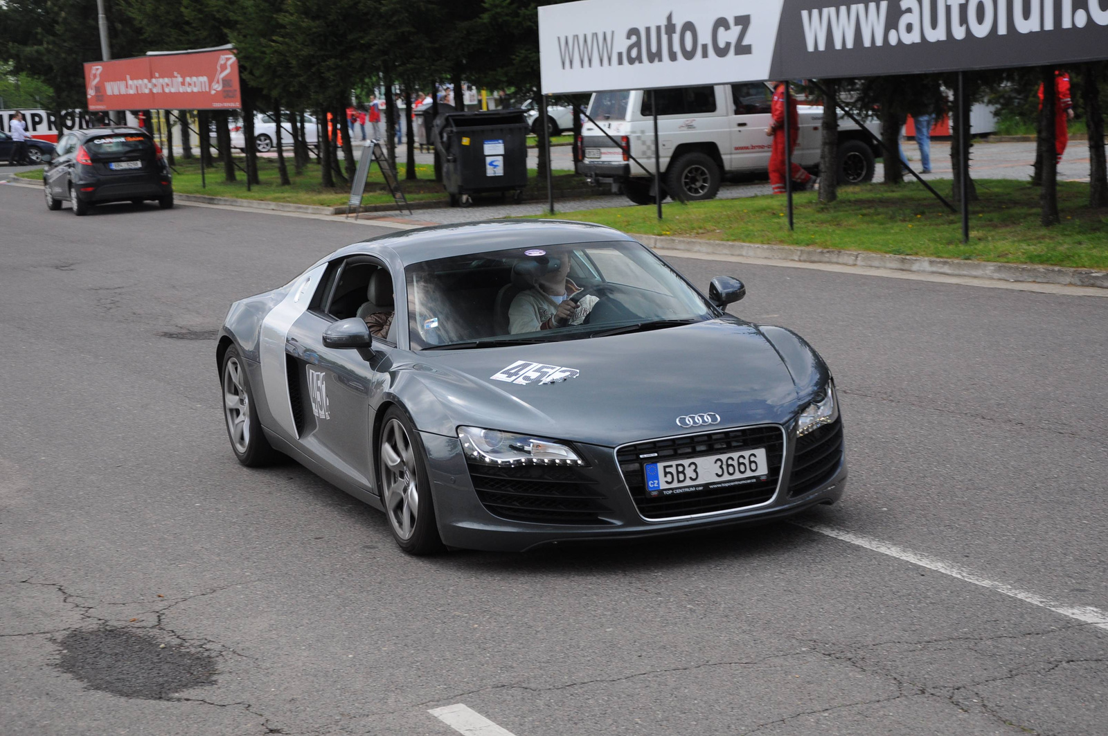 Audi R8