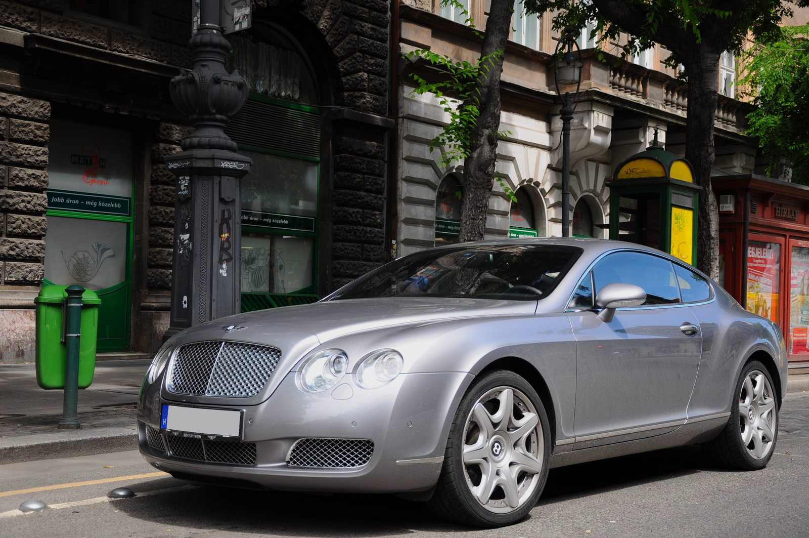 Bentley Continental GT 235