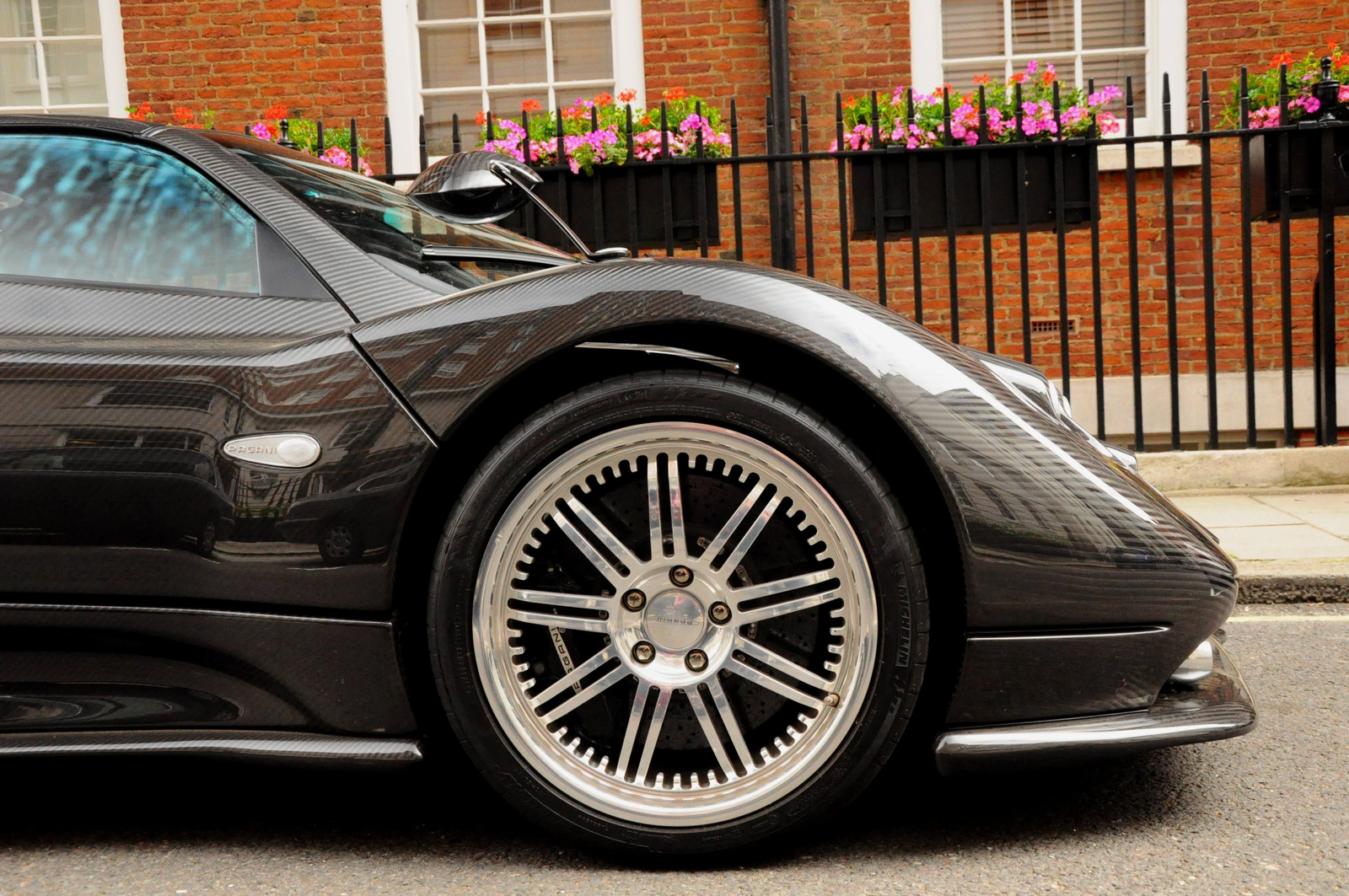 Pagani Zonda Roadster F