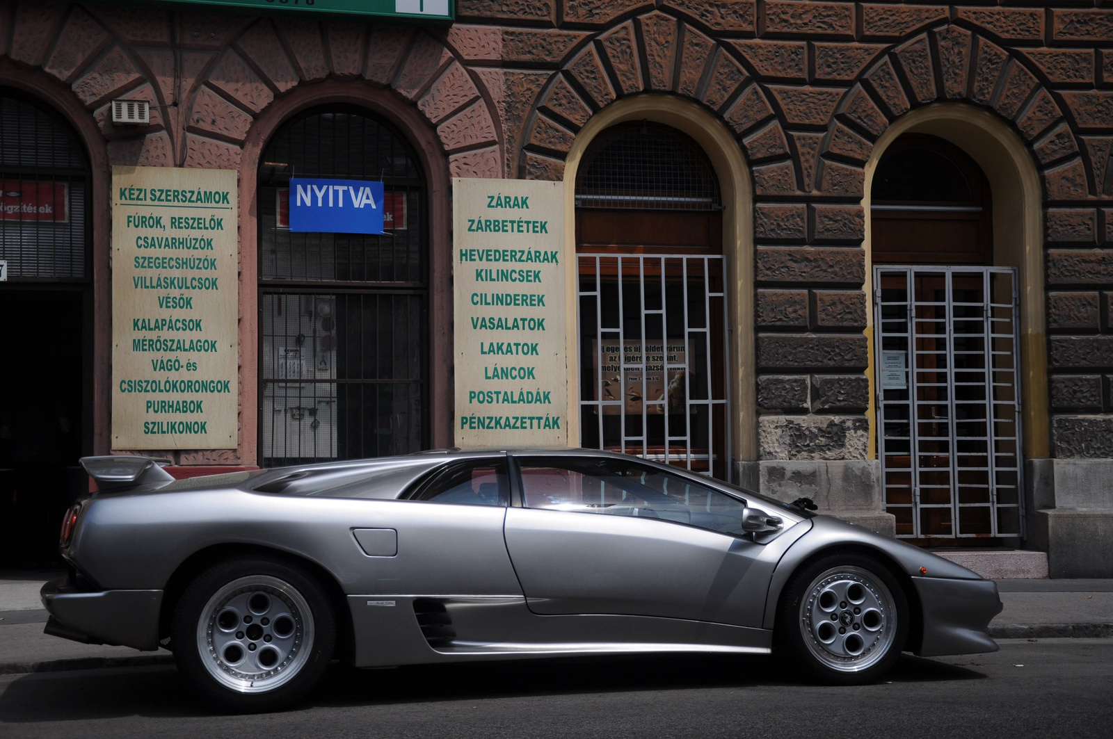 Lamborghini Diablo 020