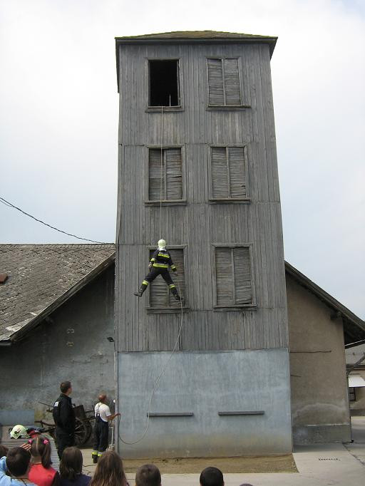 2009.05.04. Tűzoltóságon 096