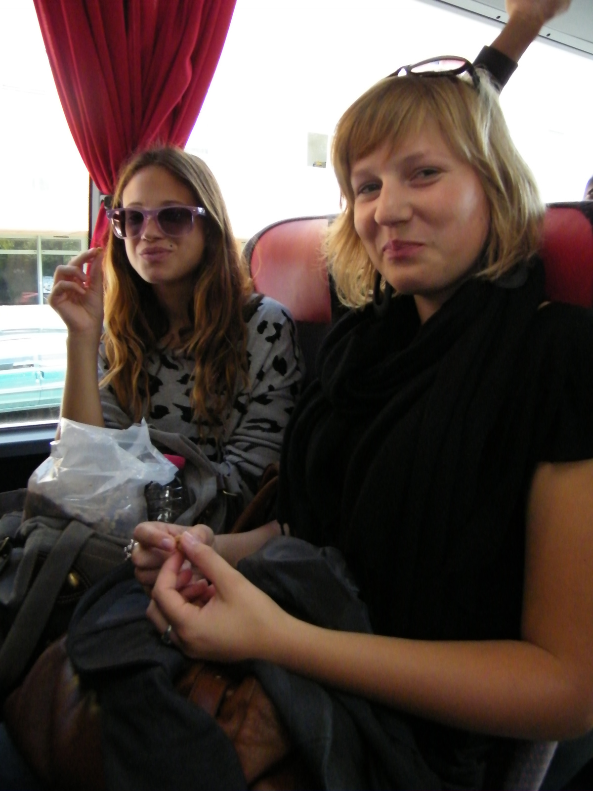 Sasa&Celine in the bus