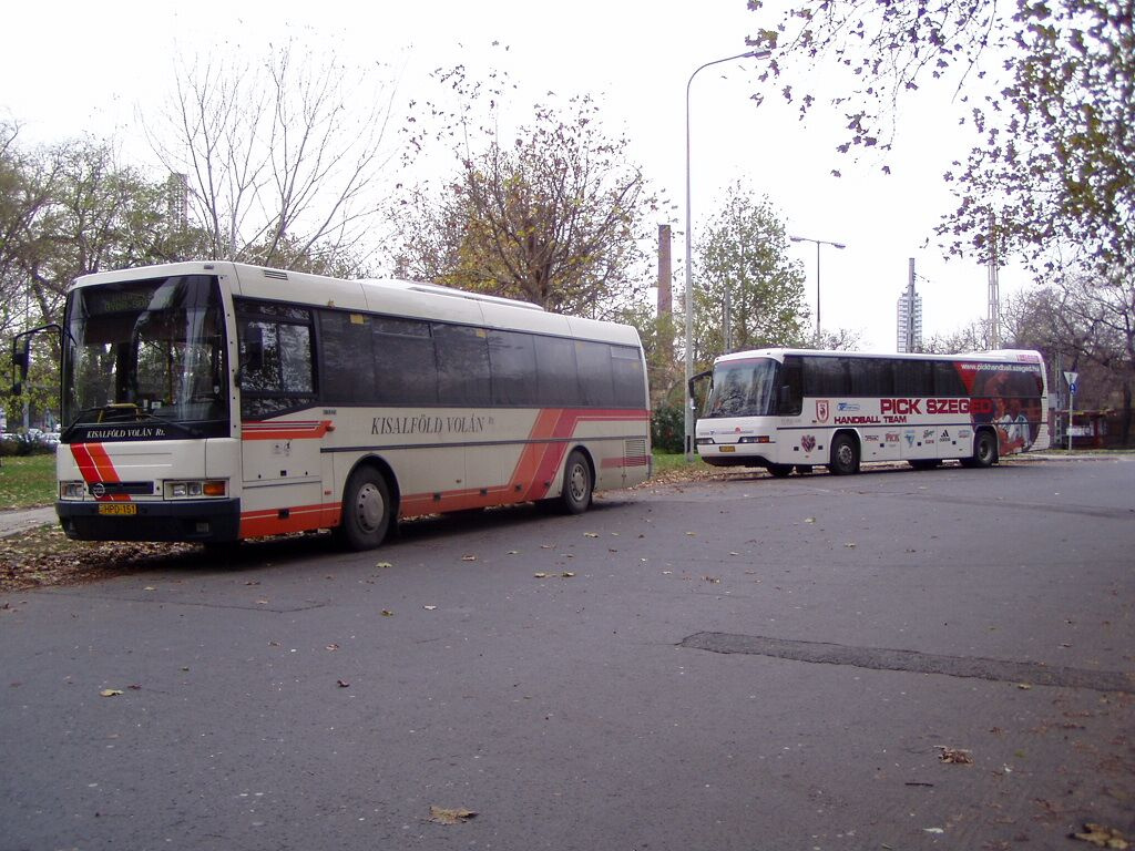 E95-kisalföldvolán+Neoplan-pickszeged-041114-01