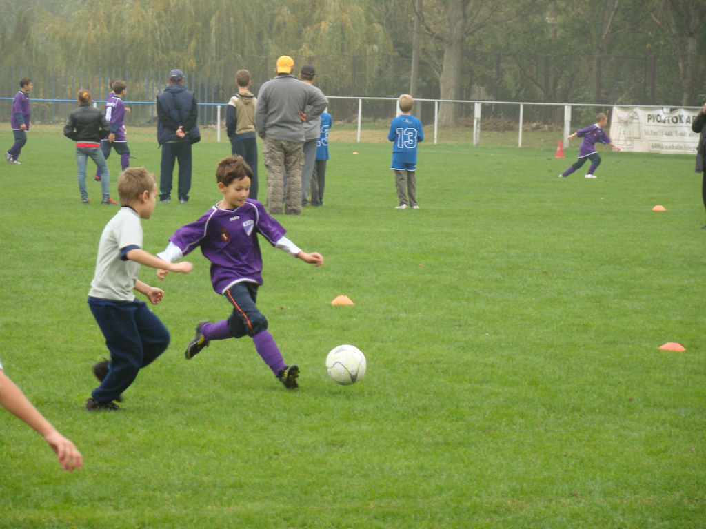 2009.10.14.IZSAK.VS.KTE.U11.036