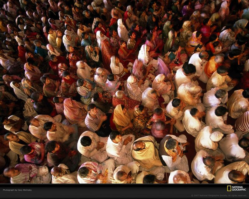 holi-festival-crowd-518630-xl (Medium)