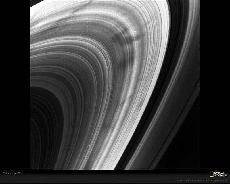 voyager-saturn-rings-568489-xl (Medium)