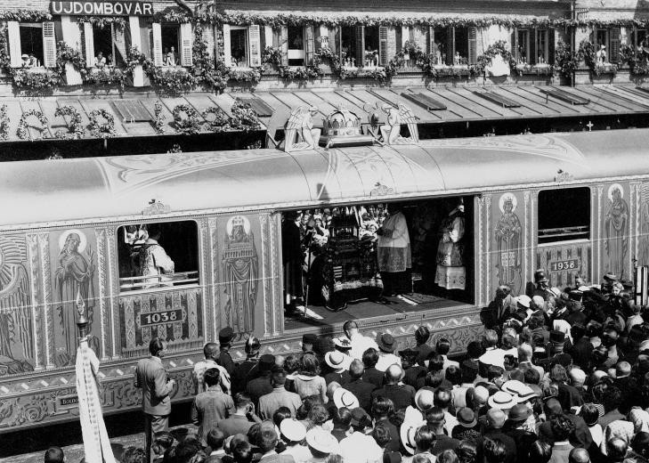 Szent Jobb vonata Ujdombóvár 1938