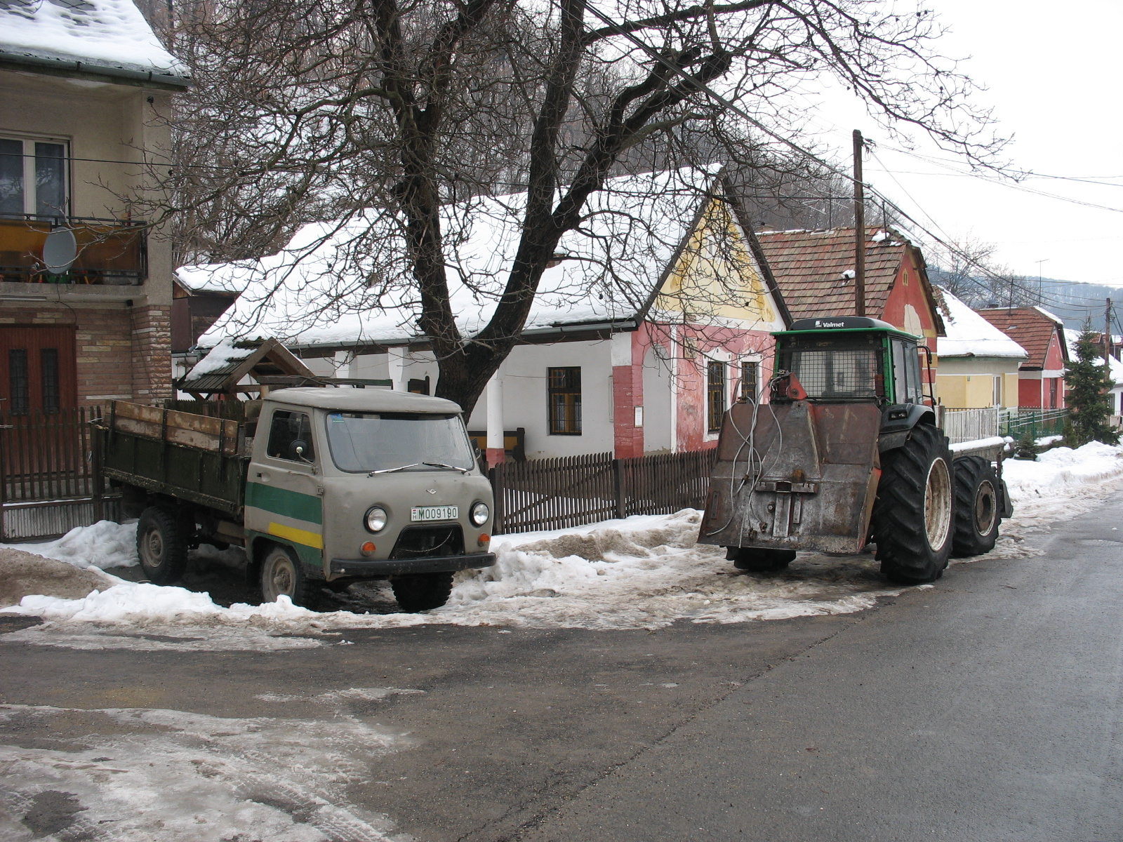 UAZ