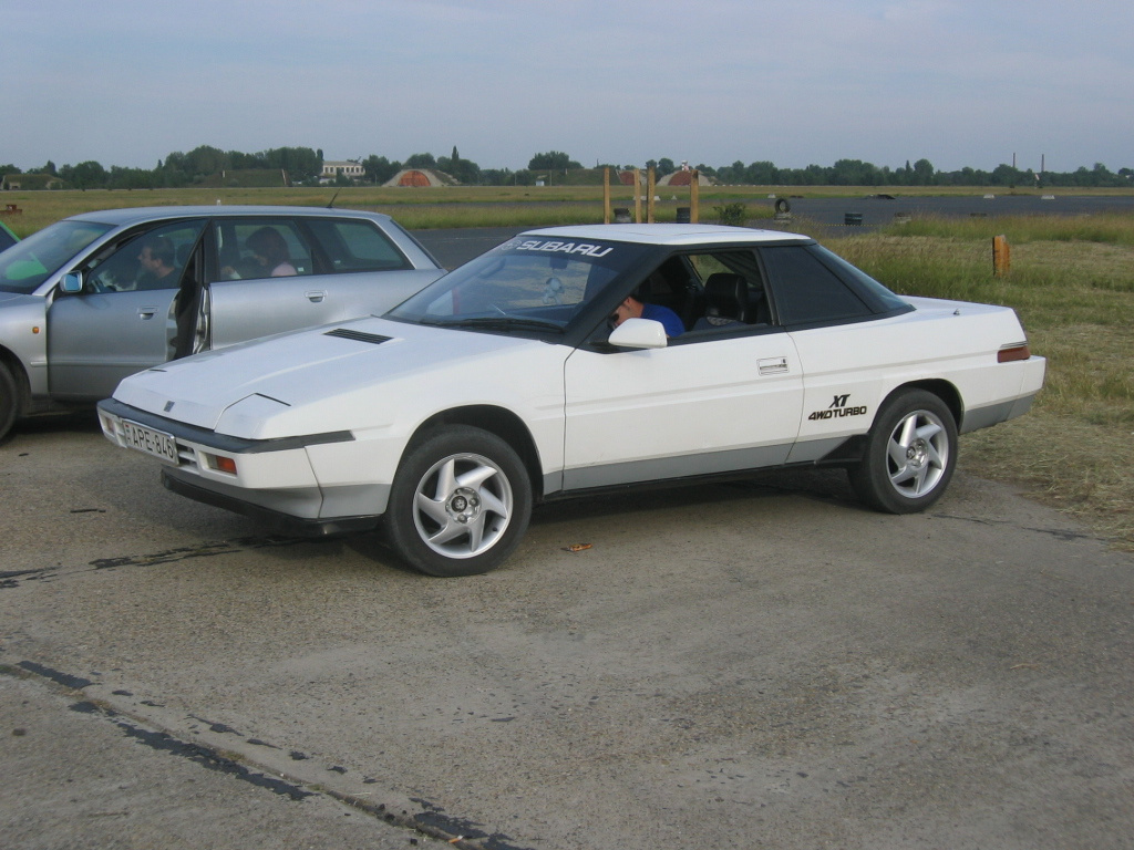 Subaru XT