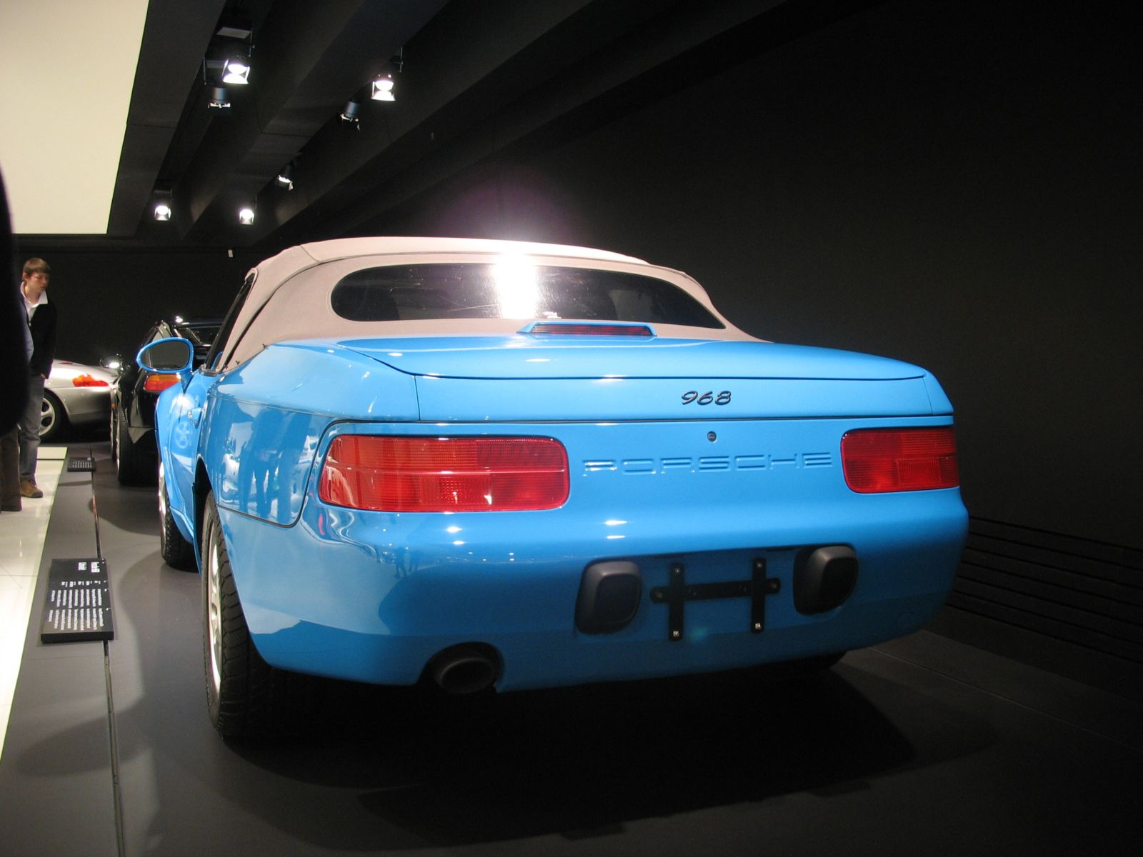 Porsche 968