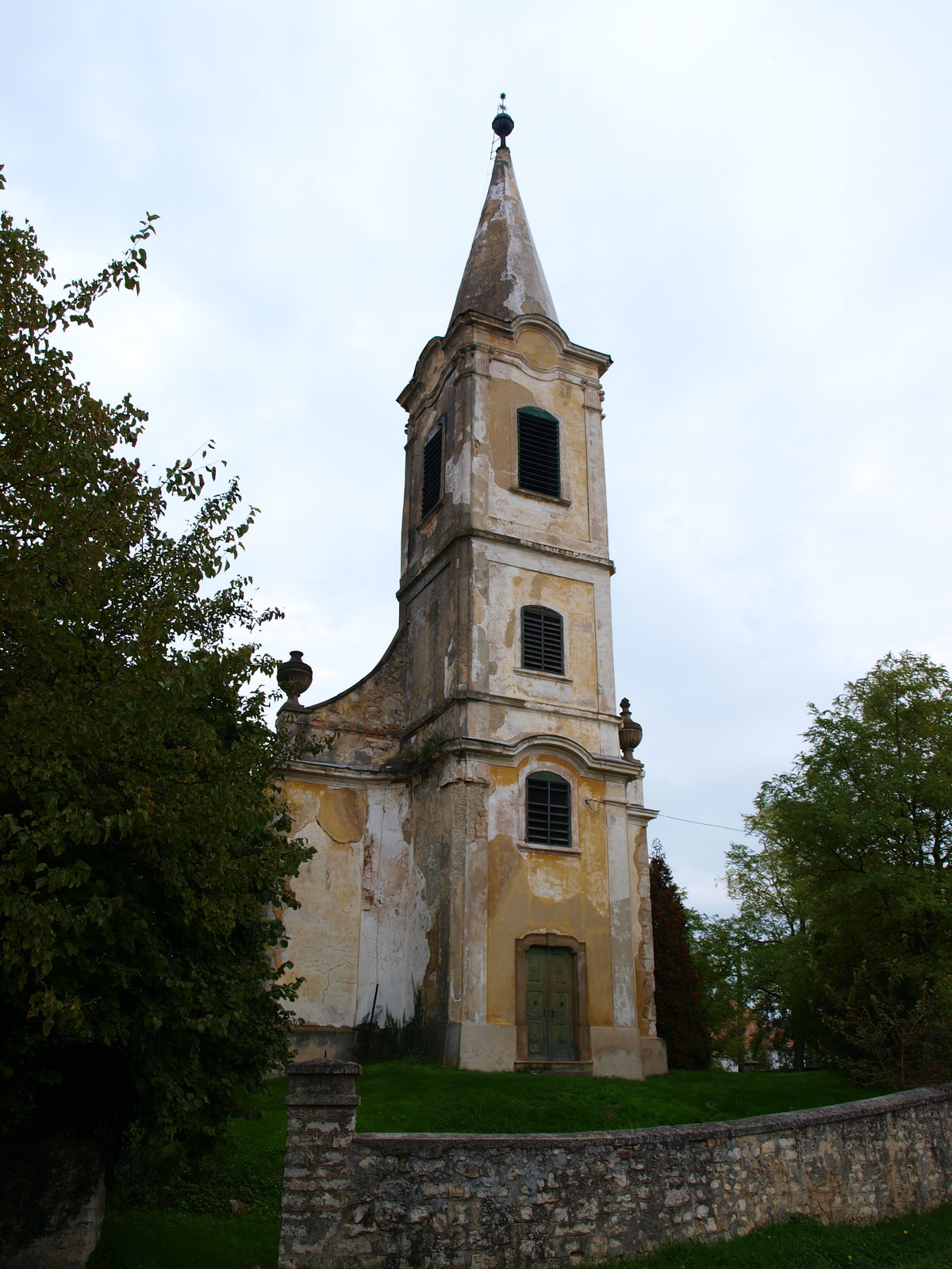 Monoszló, református templom 08