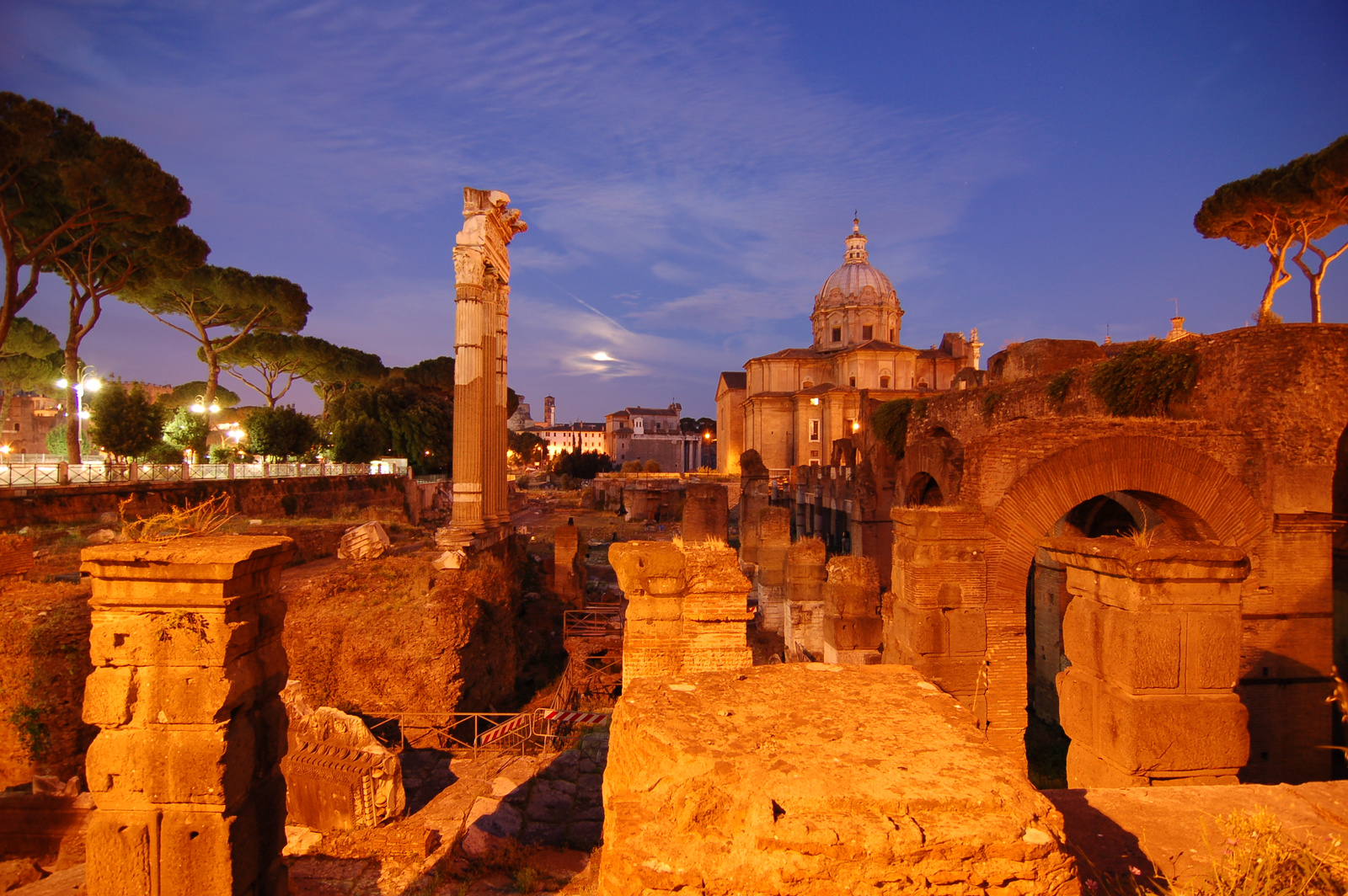 2009-2035-Roma by night